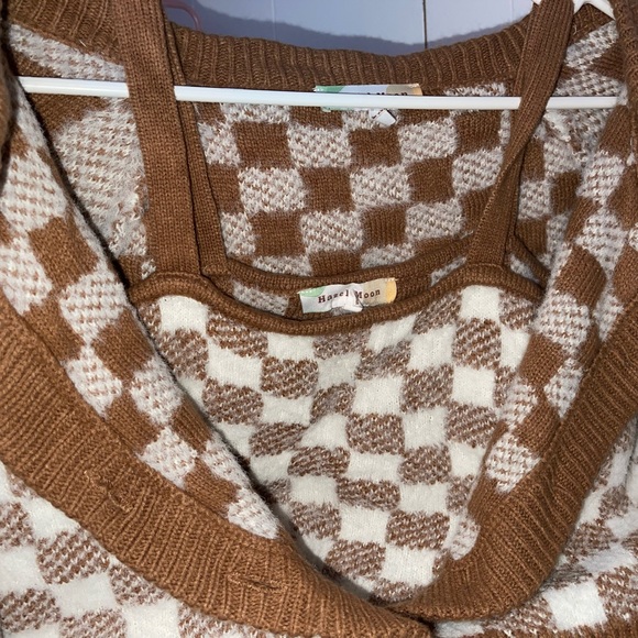 2piece top and sweater - Picture 2 of 6